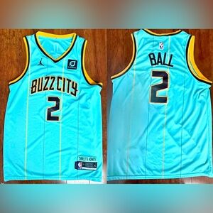 Nike Swingman Jersey Charlotte Hornets Buzz City Edition #2 Lamelo Ball Mens 52